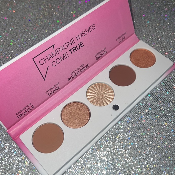 ✨🆕✨ OFRA COSMETICS Signature Luxe Palette - Picture 1 of 6